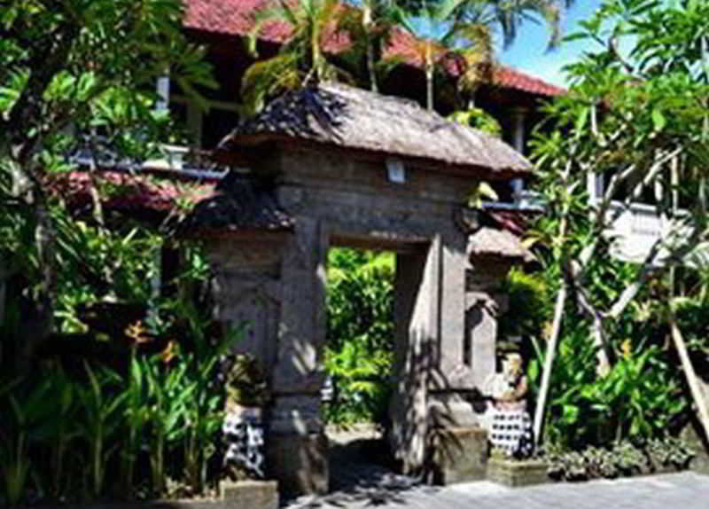 Flamboyan Hotel Kuta  Ngoại thất bức ảnh