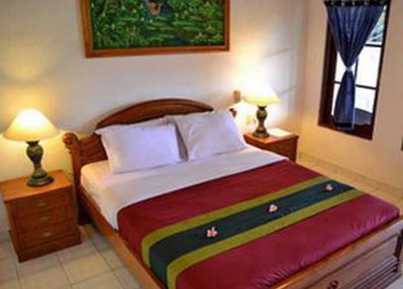 Flamboyan Hotel Kuta  Ngoại thất bức ảnh