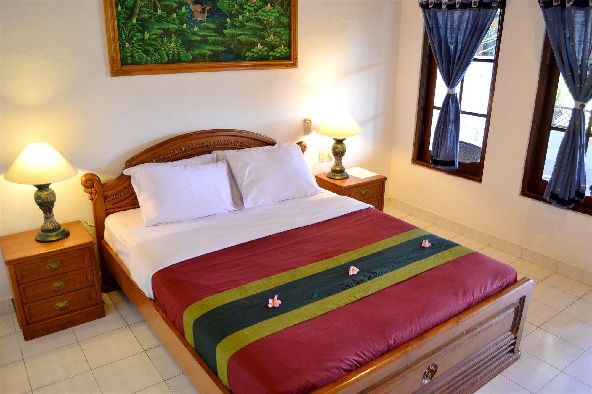 Flamboyan Hotel Kuta  Ngoại thất bức ảnh