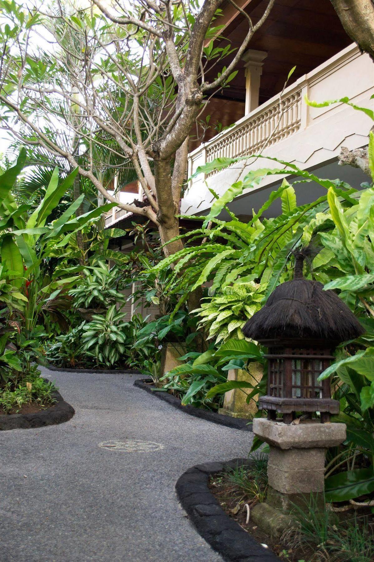 Flamboyan Hotel Kuta  Ngoại thất bức ảnh